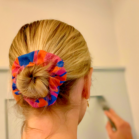 Yammys Dancers Scrunchie