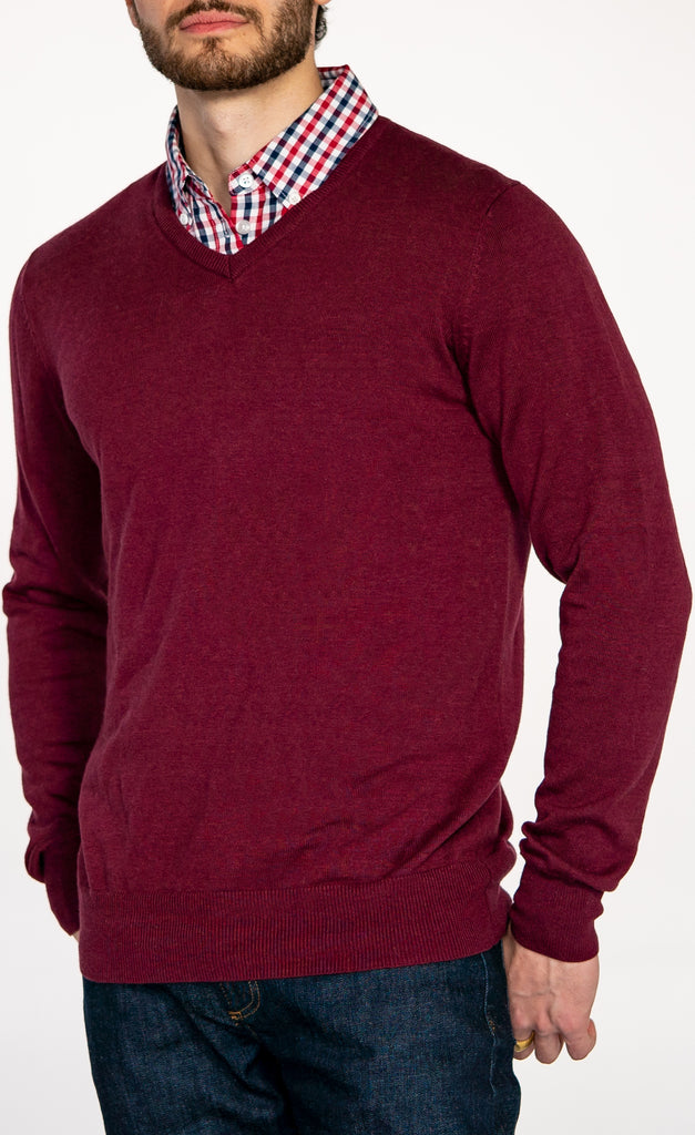 maroon sweater