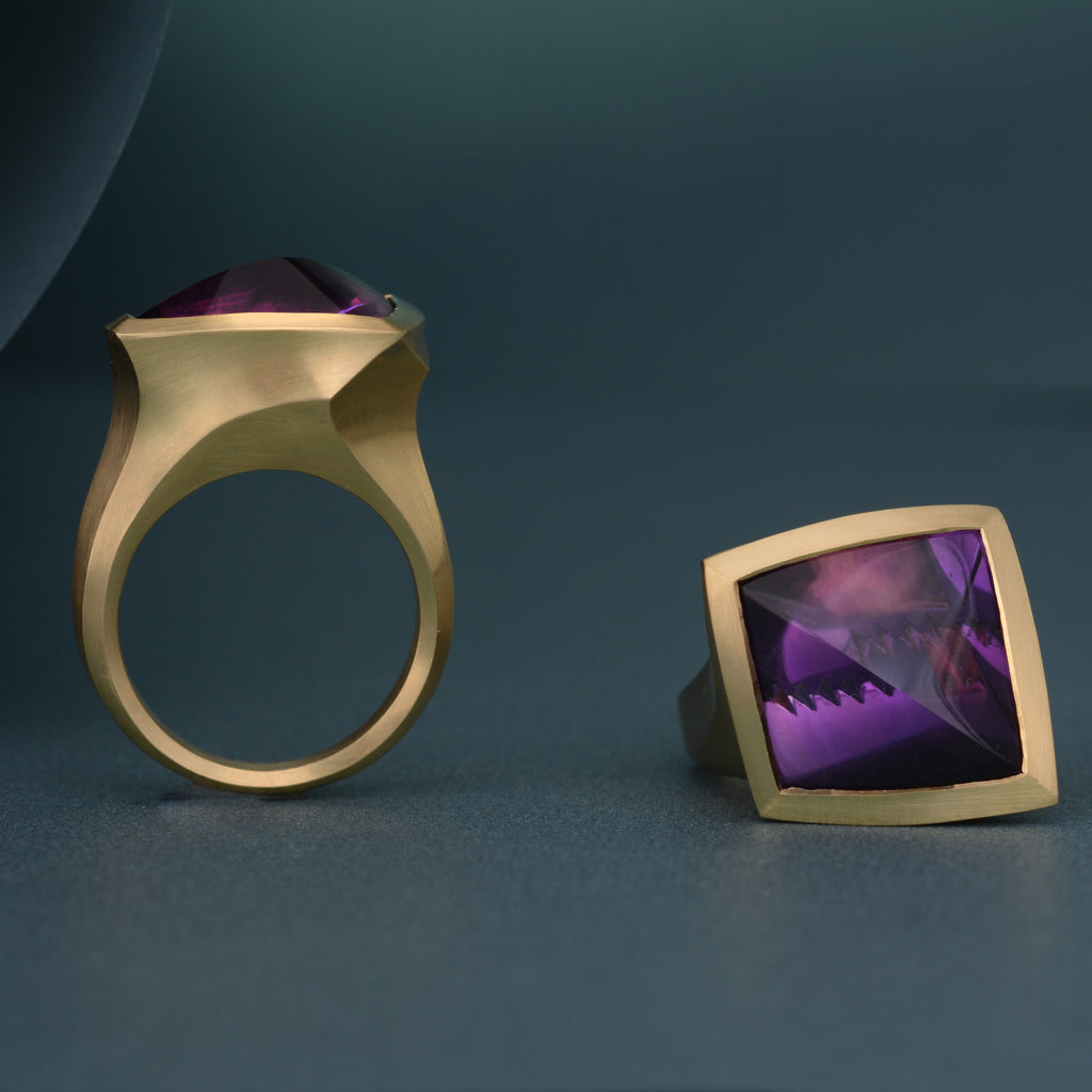 Amethyst and Yellow Gold Arris Dress Ring