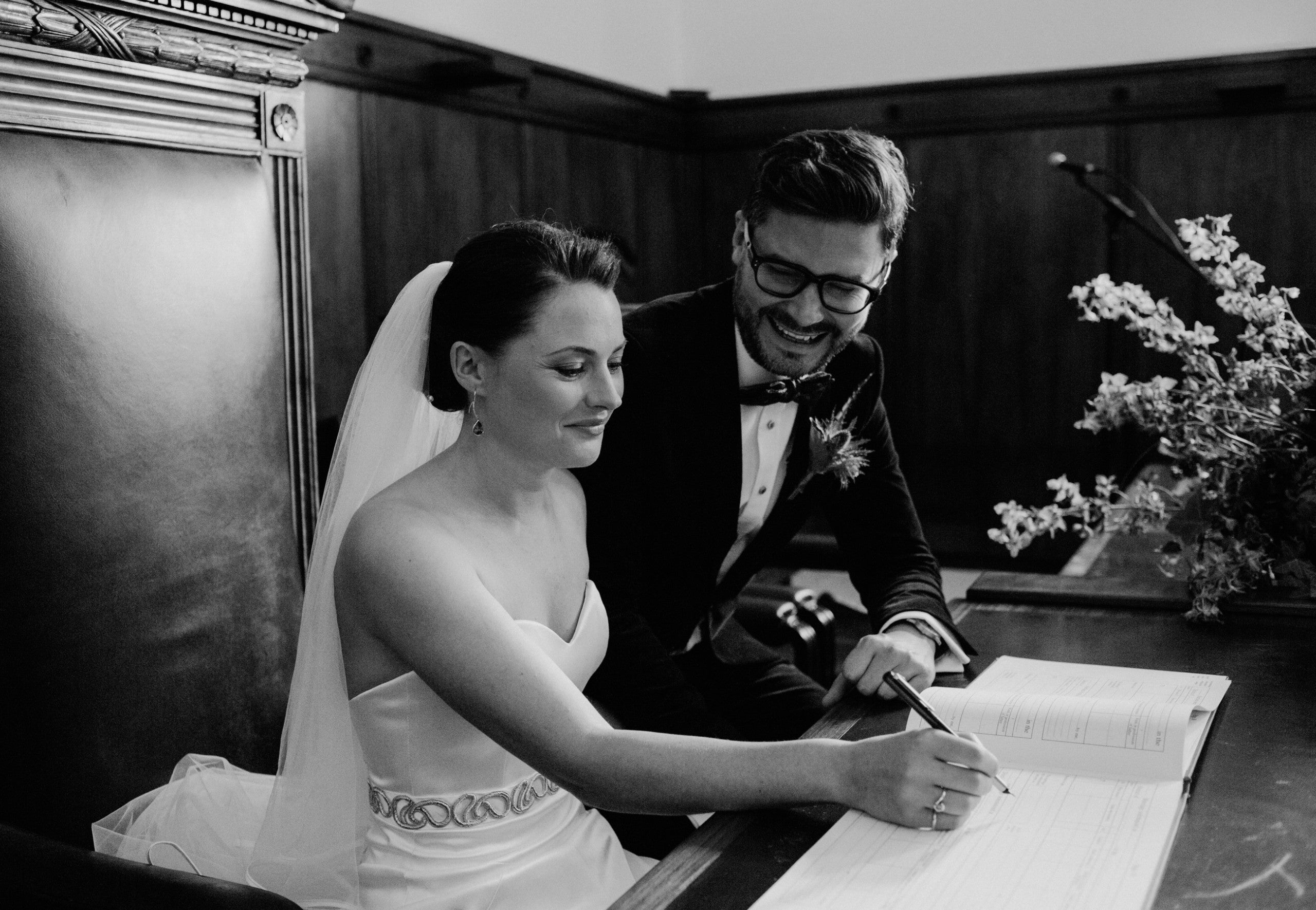 Town Hall, Bethnal Green Wedding by Toast Photography