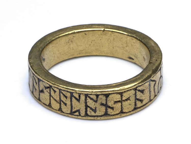 Old english gold finger ring runic inscription