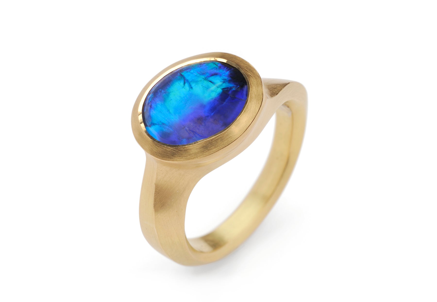 Lightning Ridge black opal and 18ct yellow gold ring