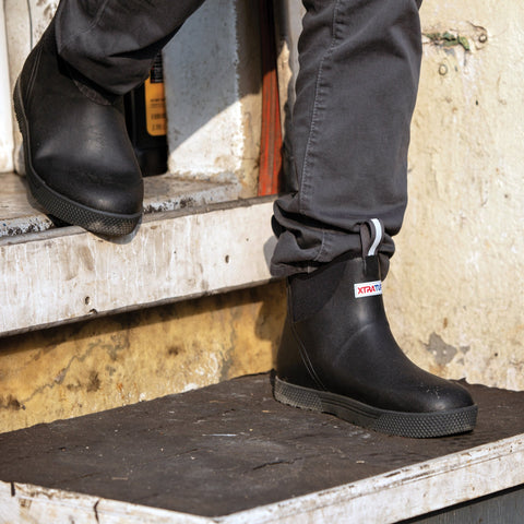 xtratuf black deck boots