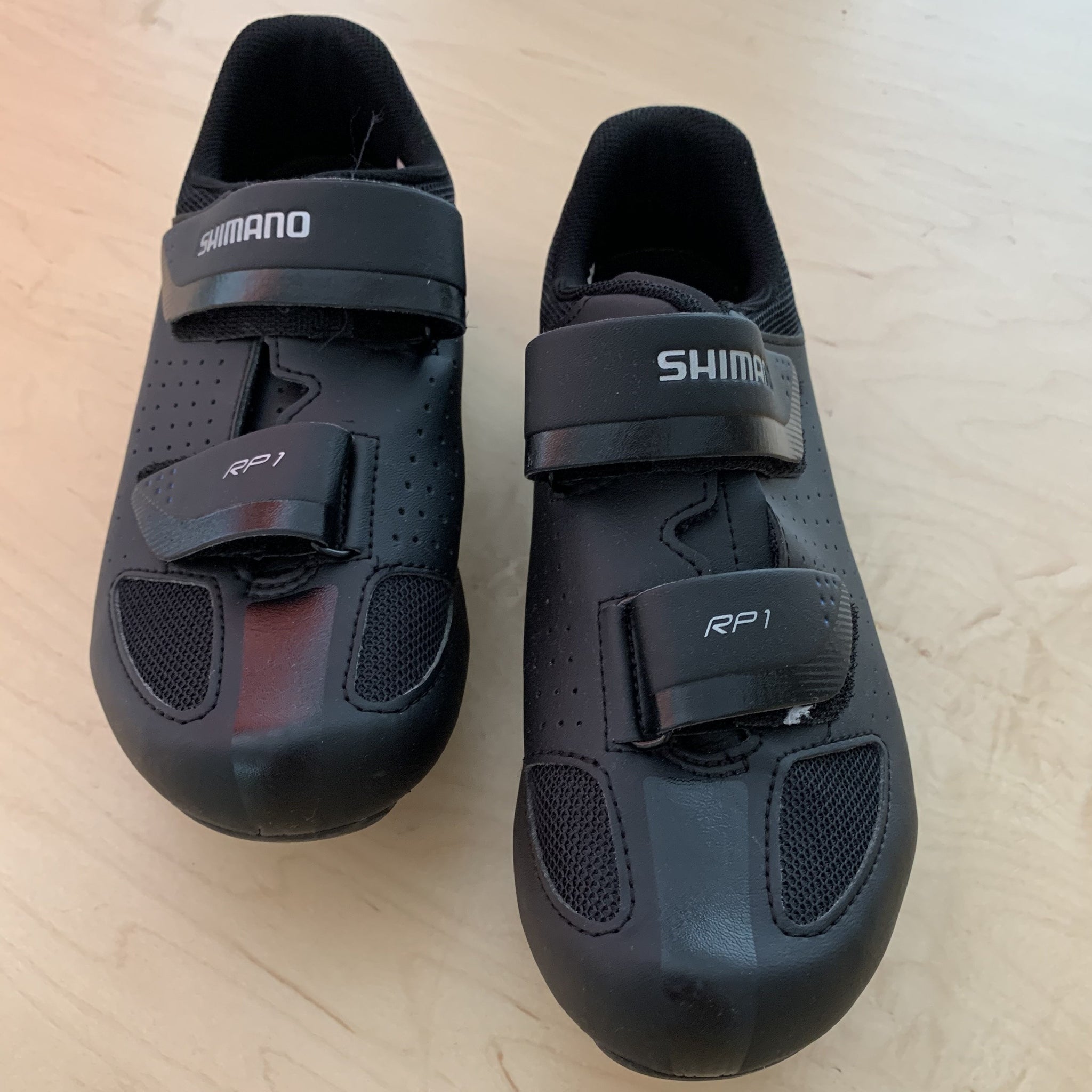 used cycling shoes