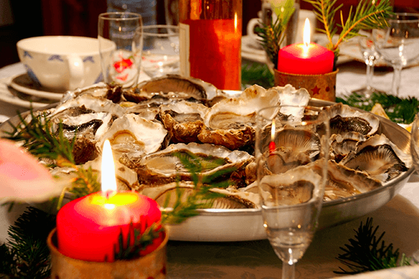 Oysters are on the menu for Christmas dinner in France | Love to Sing