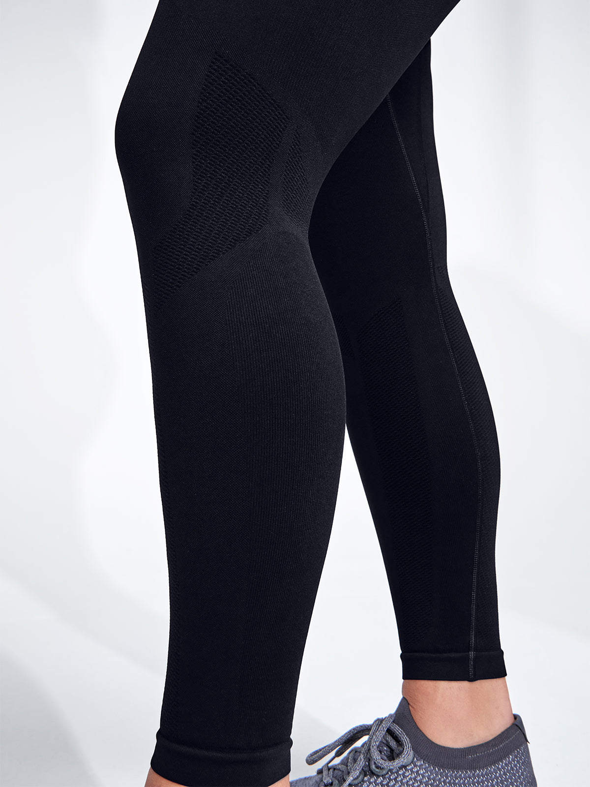 THE OUTER LIMITS 6/8 Legging Black