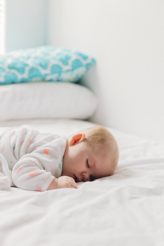 Picture of baby sleeping from Unsplash