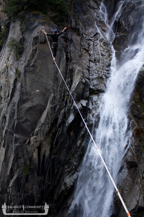 Mich getting the first ascent of the Cascade Falls Highline