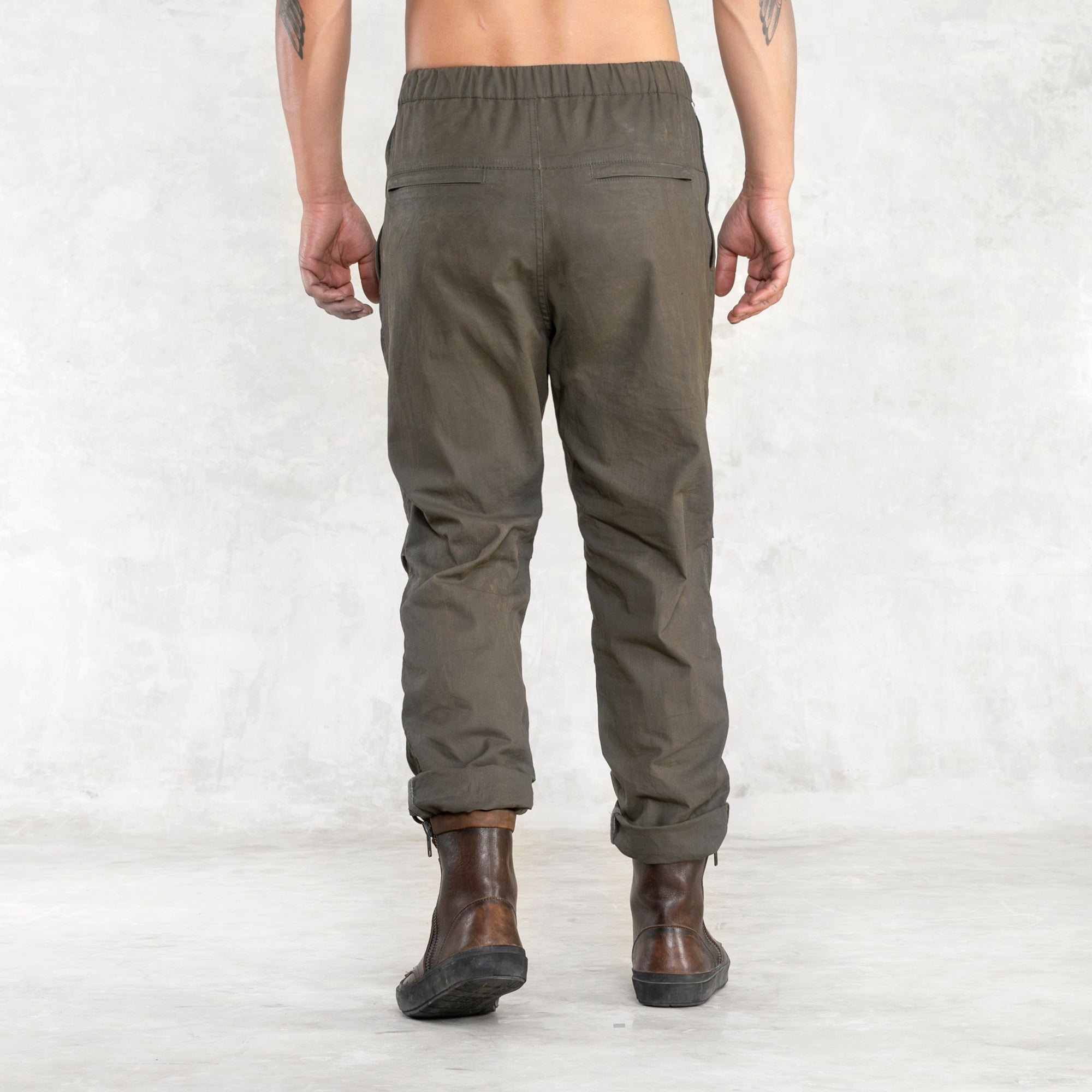 olive pants mens