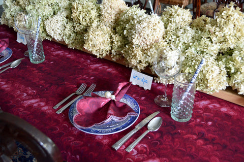 Burgundy Marbleized Cotton Table Setting for Thanksgiving and Fall