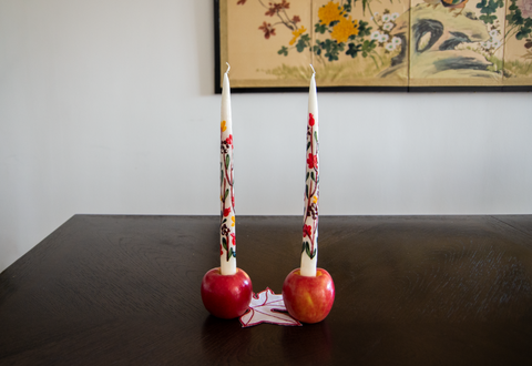 Chefanie candles in DIY apple candle holders for Rosh Hashanah 