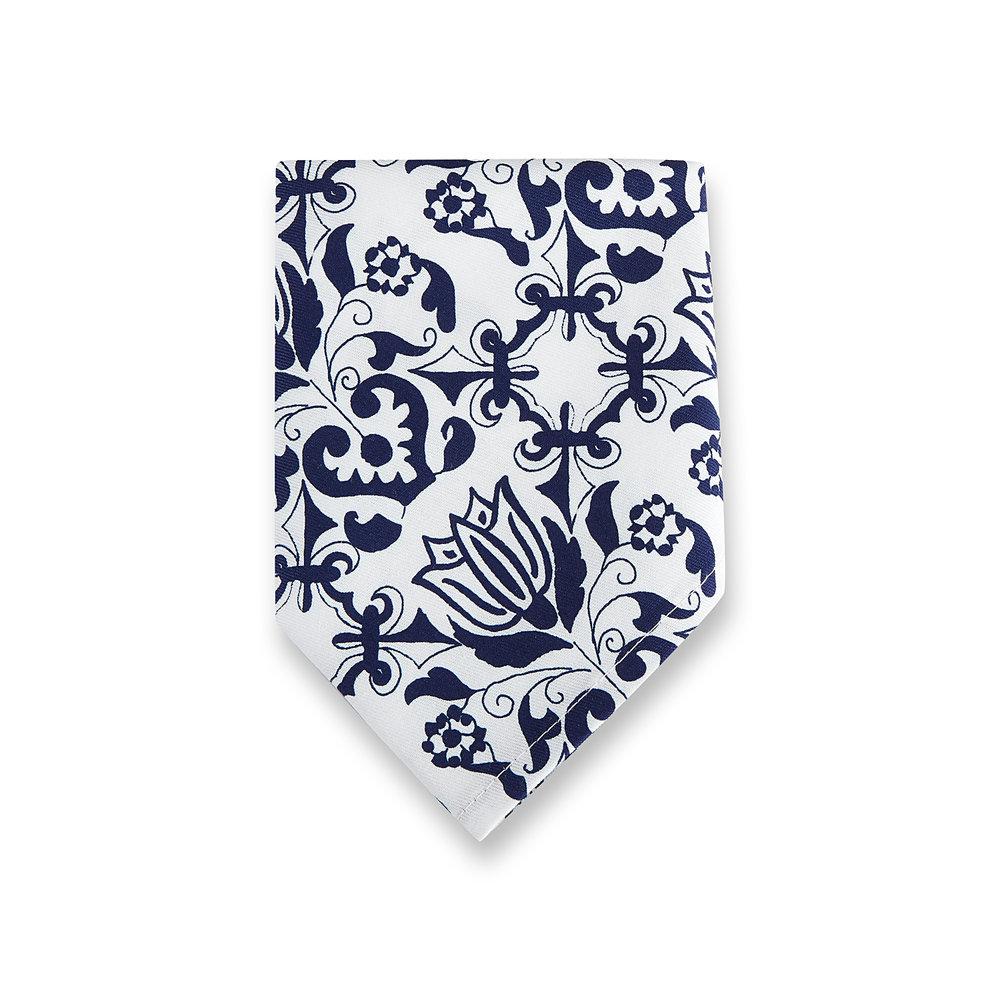 Blue & White Napkins (4)