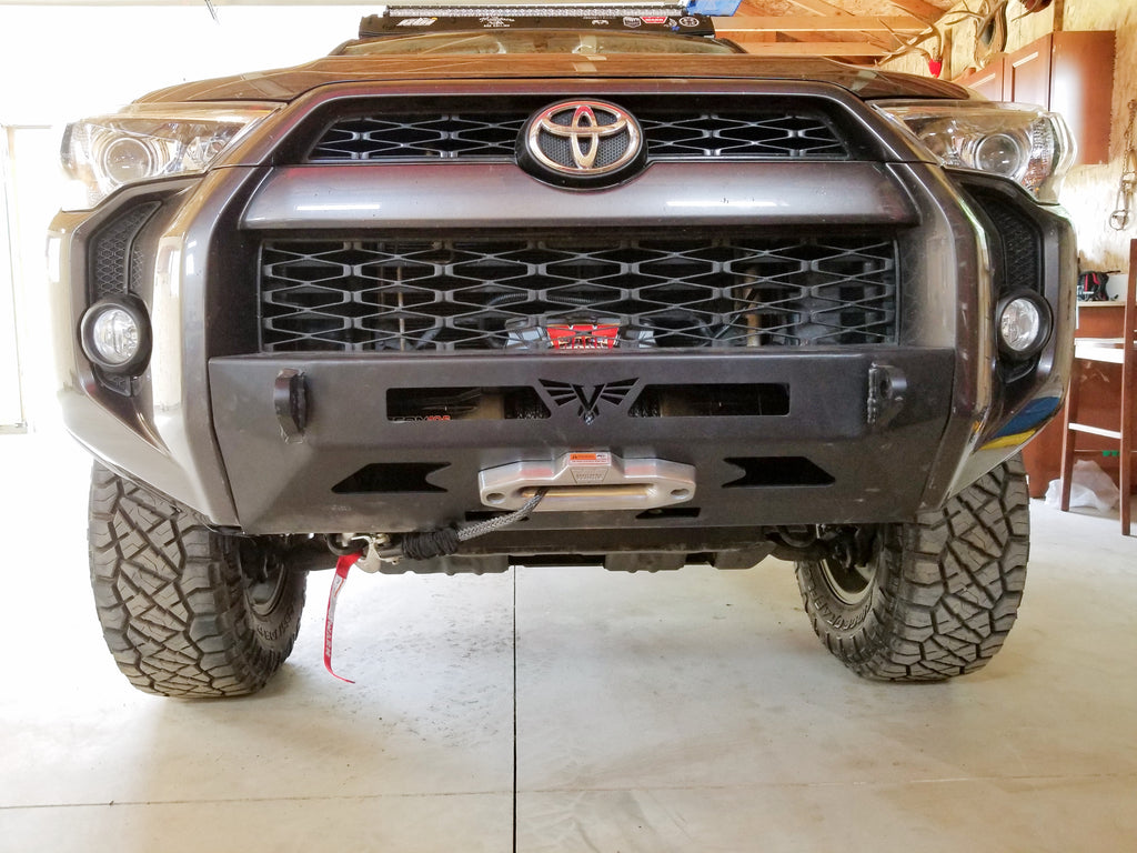 Toyota 4Runner Light bar Victory 4x4 Blitz Bumper