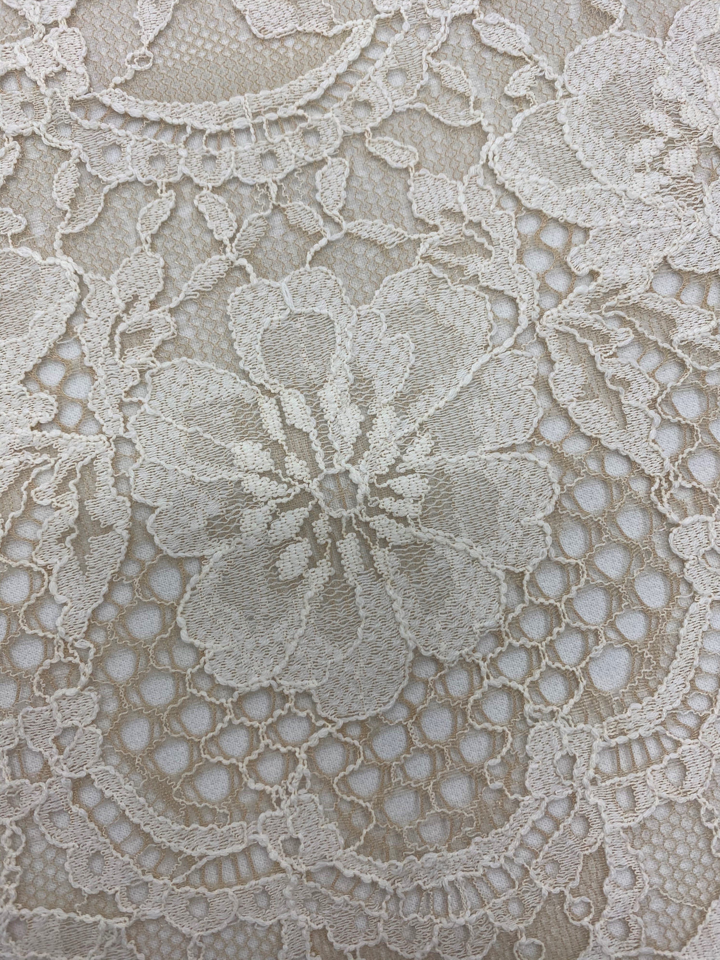 Two Toned Fine Lace 1581 Ivory Nude Silk World 