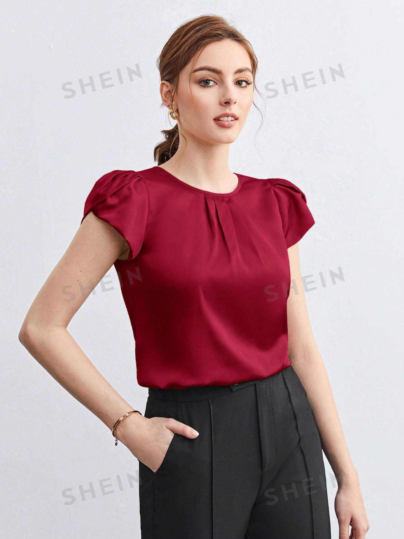 SHEIN Modely Plicated Shoulder Satin Blouse