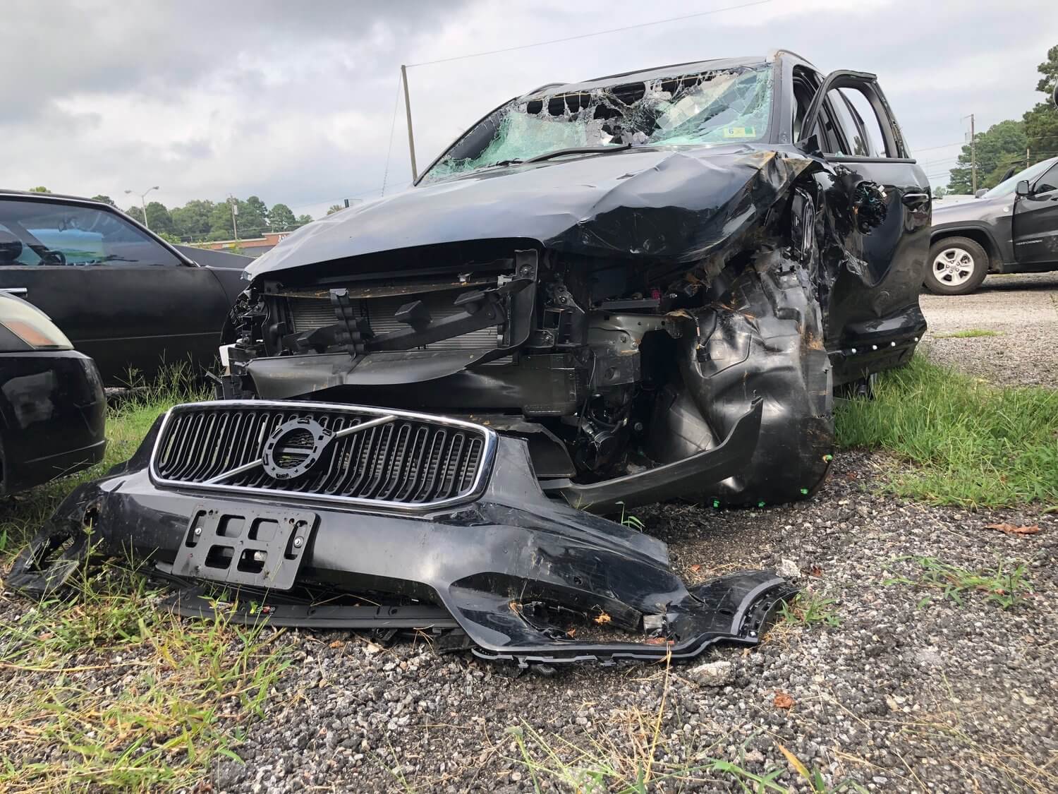 Heather’s brand new Volvo XC40 at the wreckers