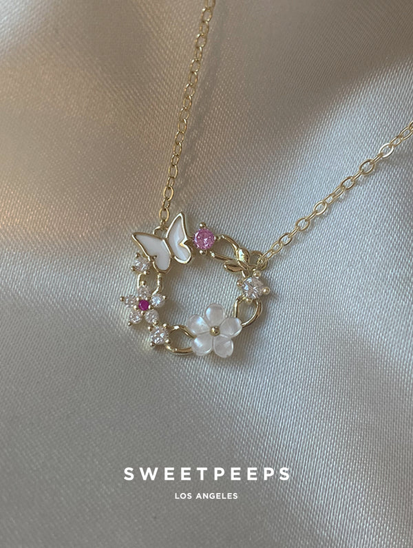 Im so lucky* little clover pendant necklace — THE LINE handmade fine jewelry