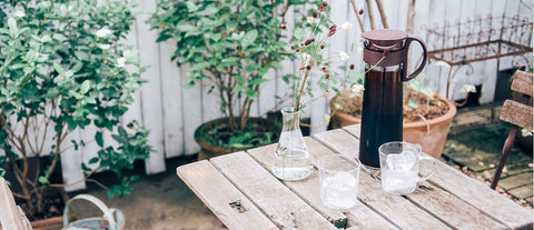 Mizudashi Cold Brew Pot Outside Table