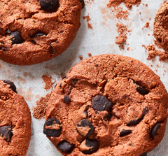 Travel snacks keto chocolate chip cookies