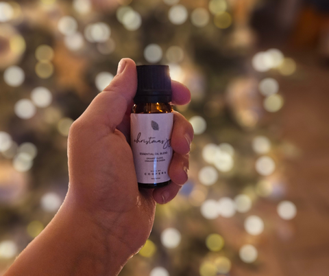 Christmas essential oil blend