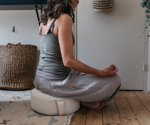 meditation cushion 