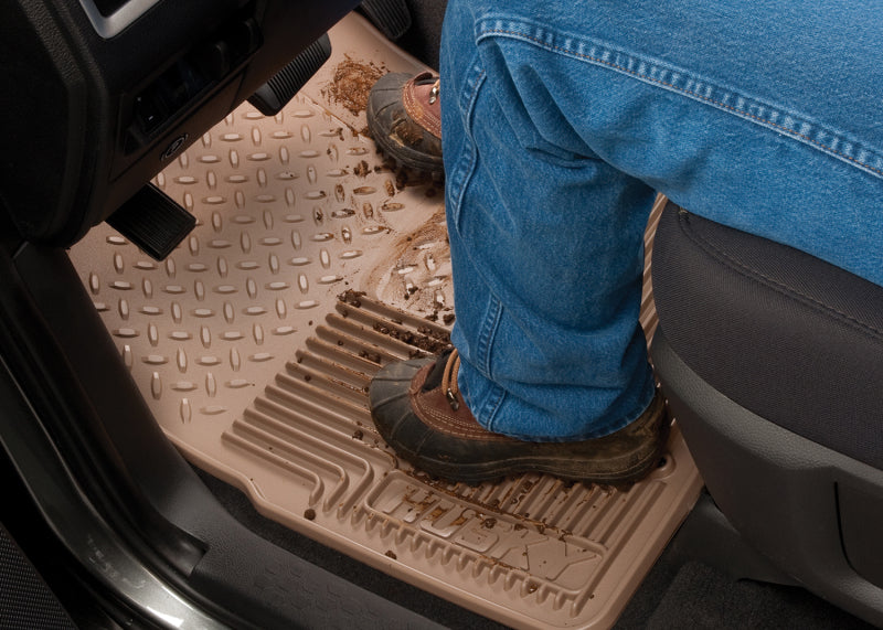 Husky Liners Universal Classic Style Center Hump Tan Floor Mat (w/o Shifter Console)