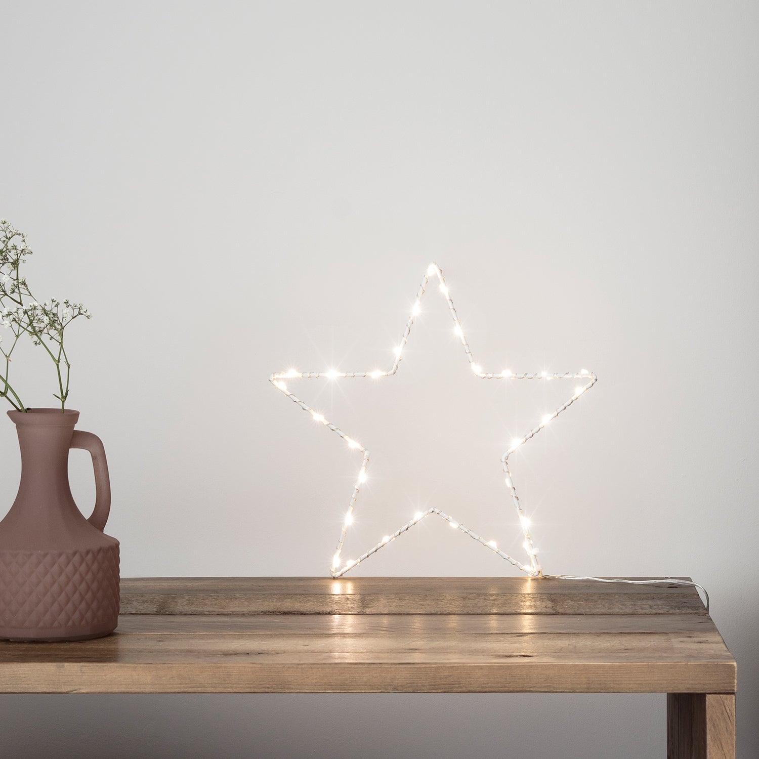 Petite Étoile Lumineuse Osby de 23cm à Piles