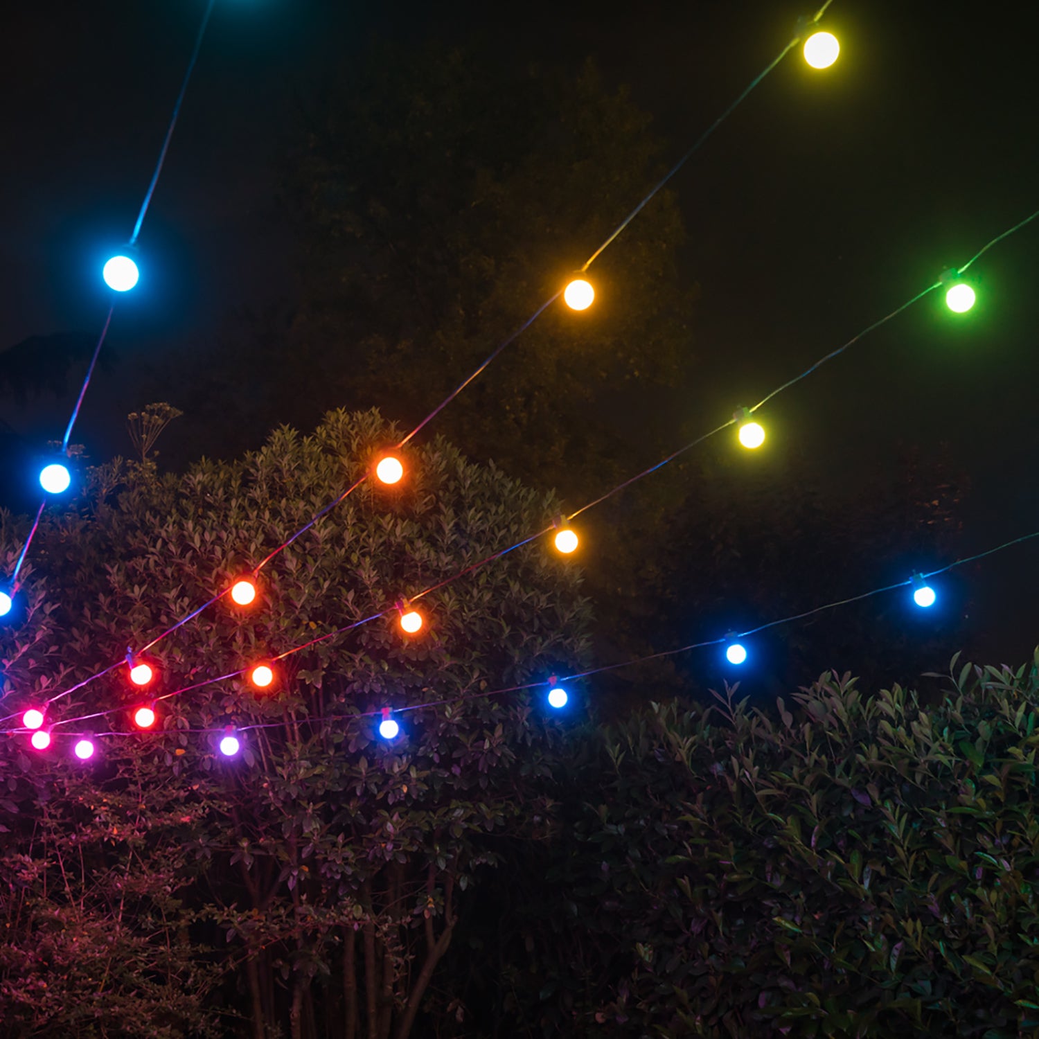 Image of Guinguette Guinguette Multicolores Twinkly de 20m avec 40 LED Contrôlables par Smartphone