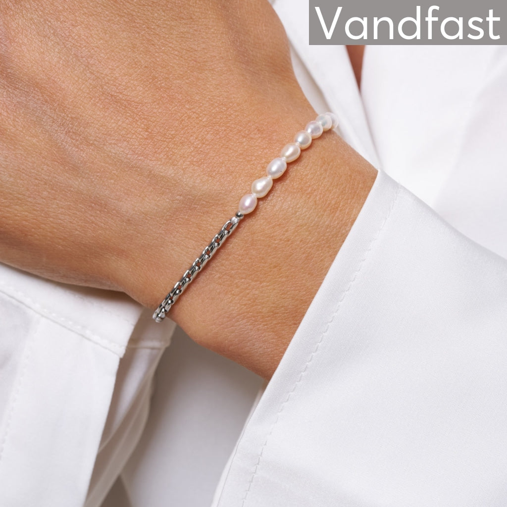 Se ANNEBRAUNER Pearl Petite Bracelet hos ANNEBRAUNER