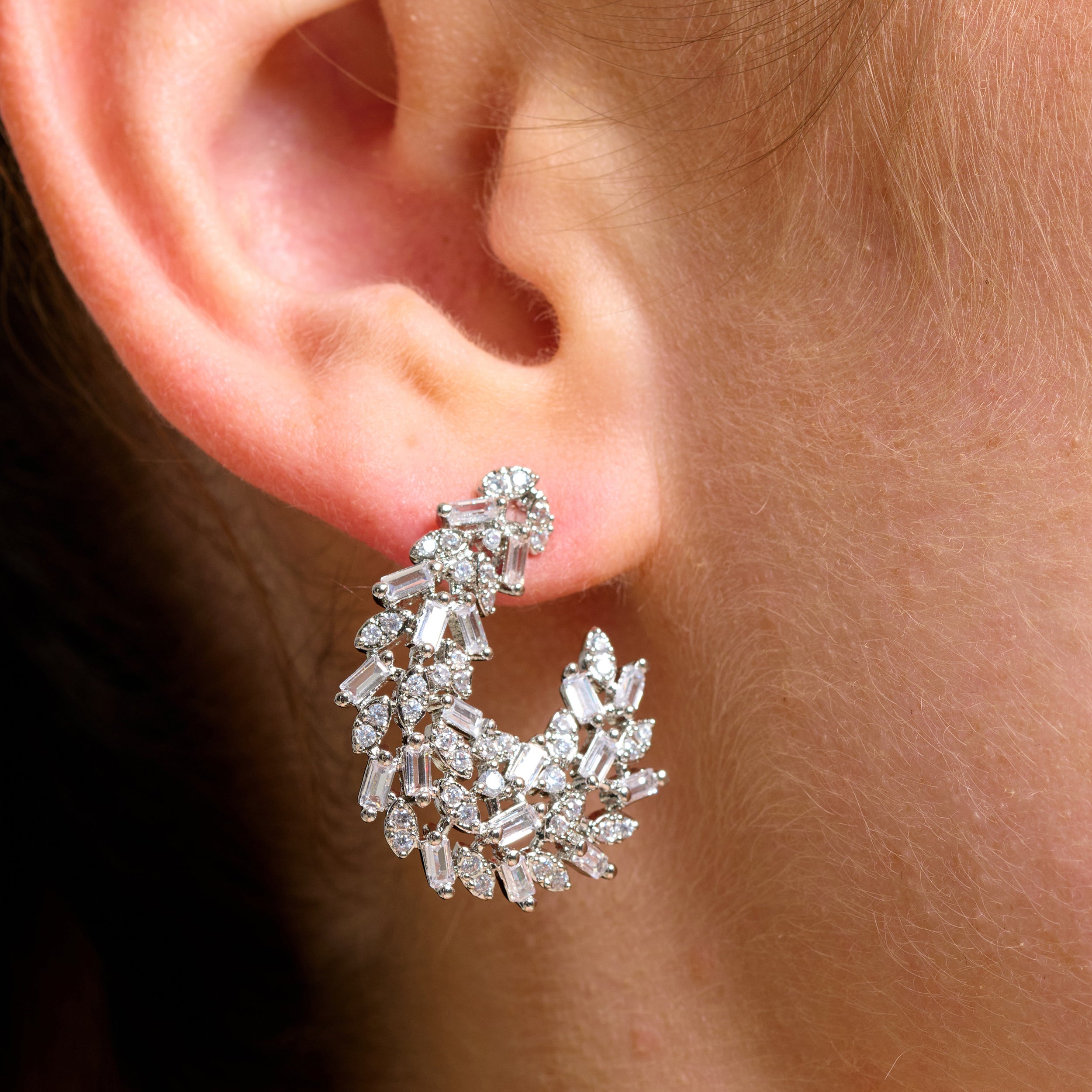 7: ANNEBRAUNER Galla Queen Earrings