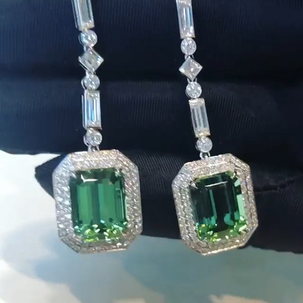 8 CT Emerald Cut Lab-created Green 