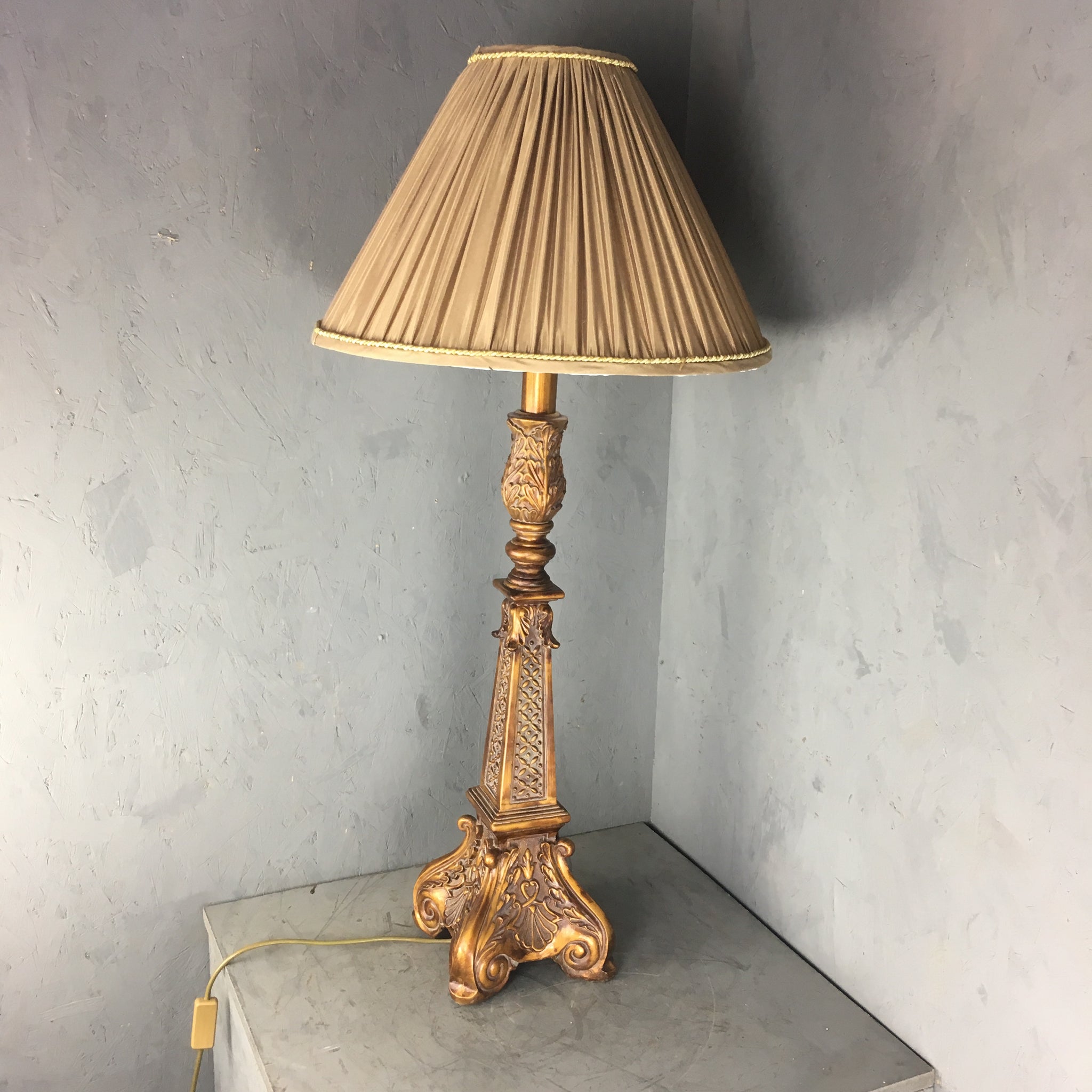 large side lamps