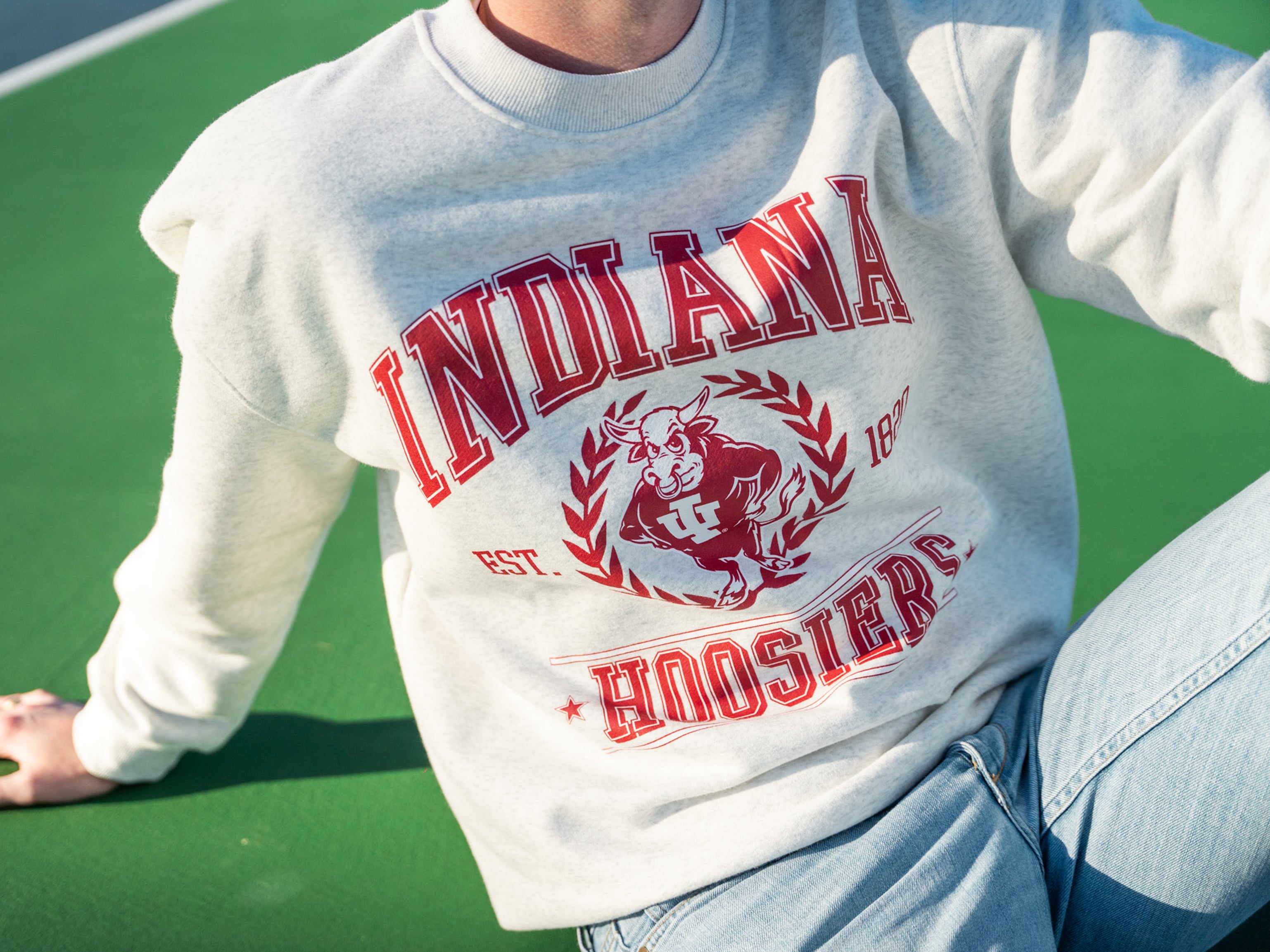 University of Utah - Vintage Sweatshirt - Ash Grey