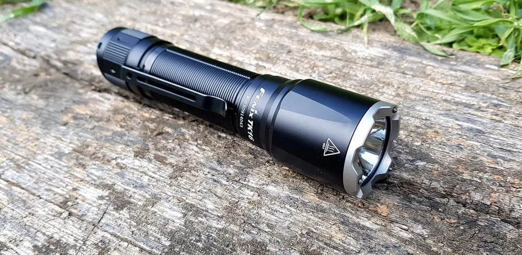 Fenix - Tk16 V2.0 Tactical Flashlight