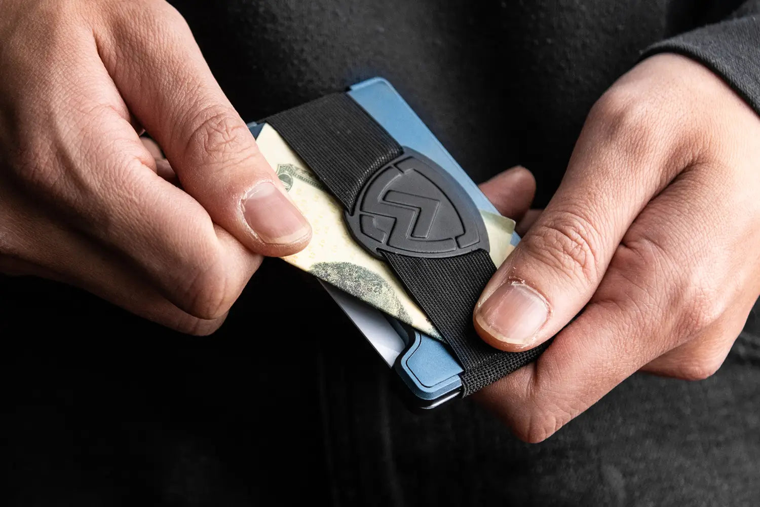 What Are RFID-Blocking Wallets & How Does RFID Work?