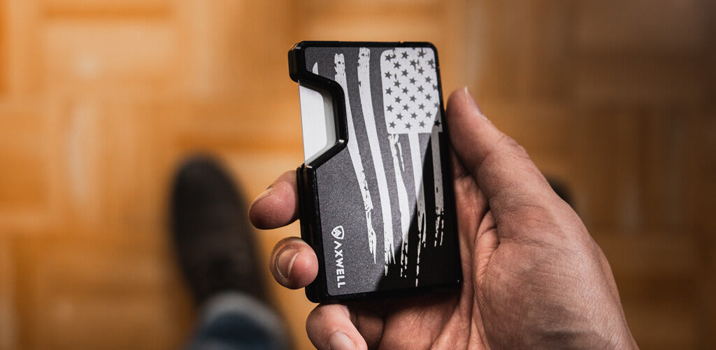 5 Reasons to Own a Metal Wallet