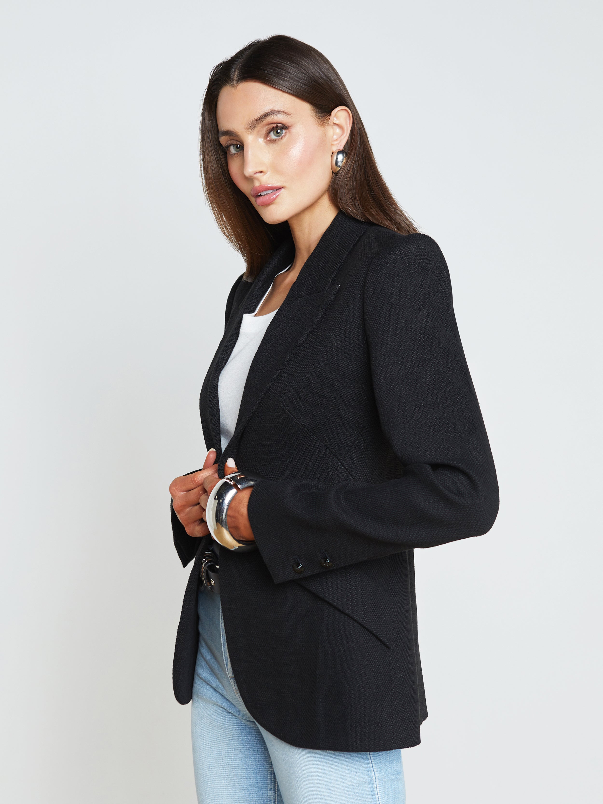 Shop L Agence Chamberlain Linen-blend Blazer In Black