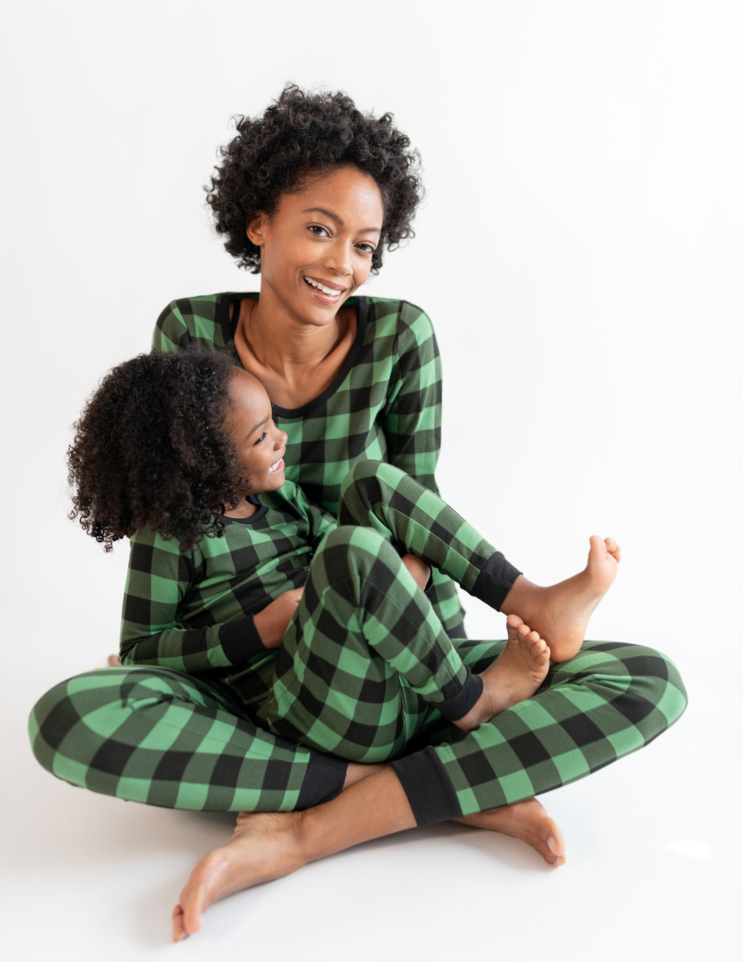 Leveret Kids Black & Green Plaid Fleece Hooded Robe – Leveret Clothing