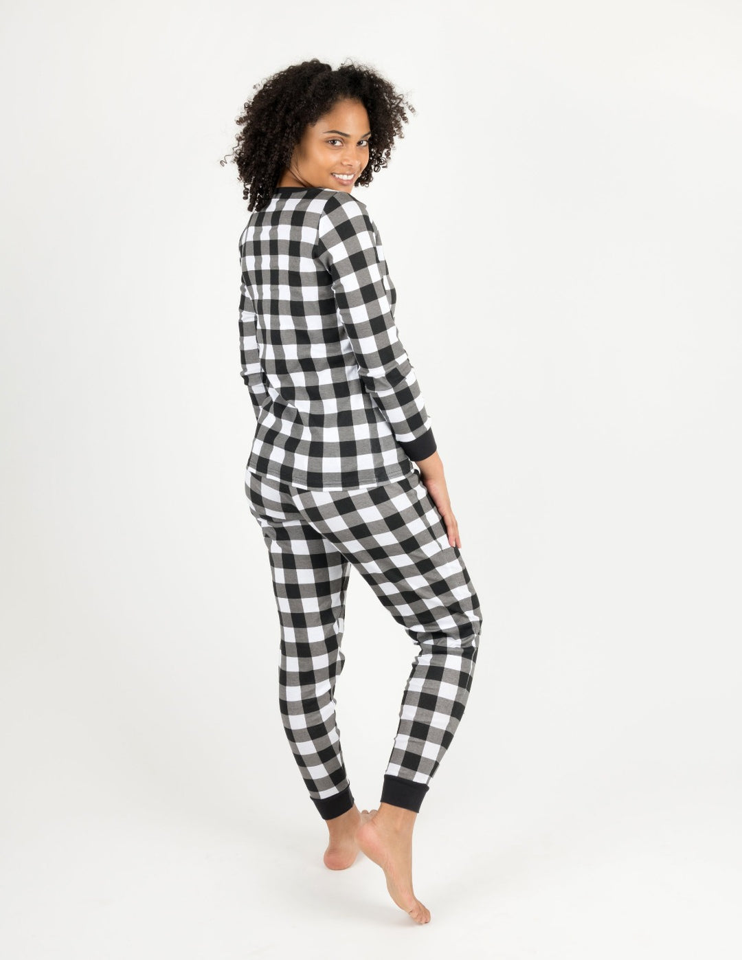 6,837 Black Woman Pajamas Stock Photos, High-Res Pictures, and Images -  Getty Images