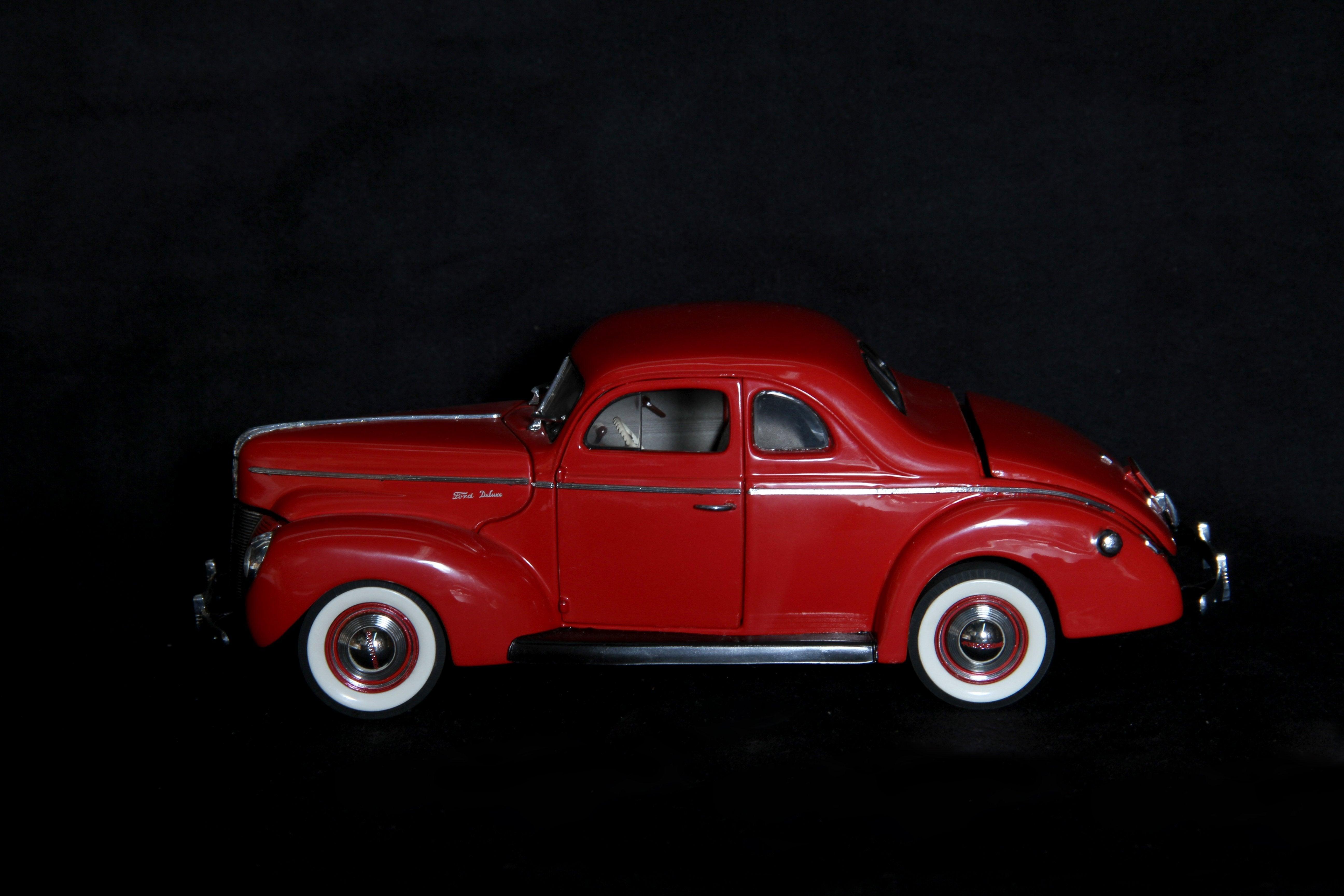 Precision Models: 1940 Ford Deluxe Coupe | RoGallery