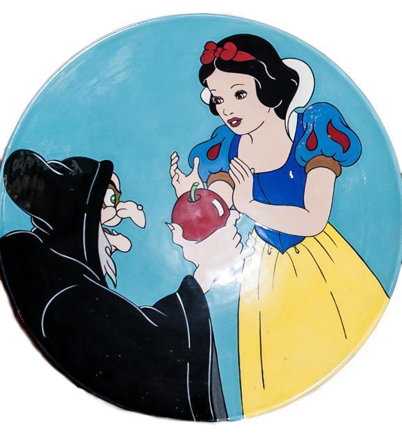 snow white poison apple sketch
