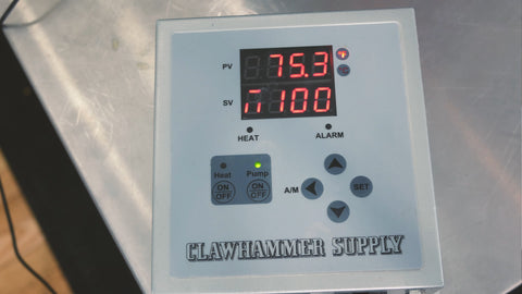 digital brewing controller showing that our wort is chilled to 75 degrees F