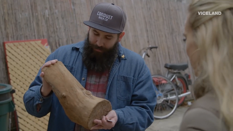 dailey holding log on viceland show