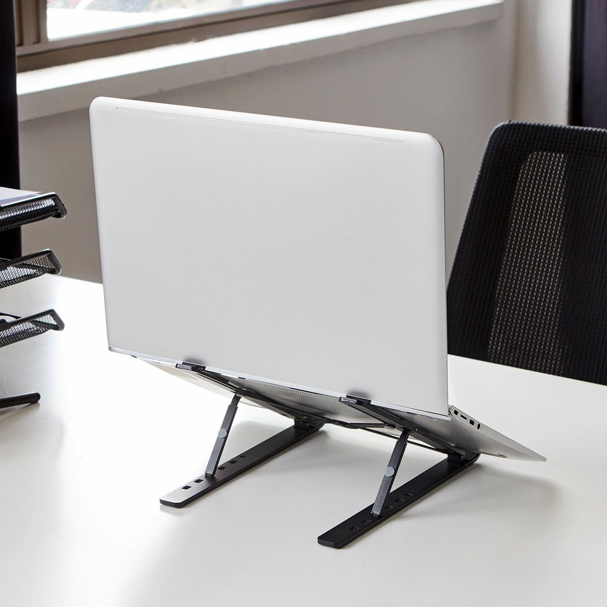 variable height laptop stand