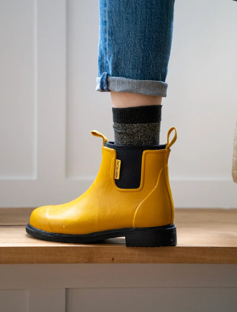 What are the best socks to wear with rain boots ?