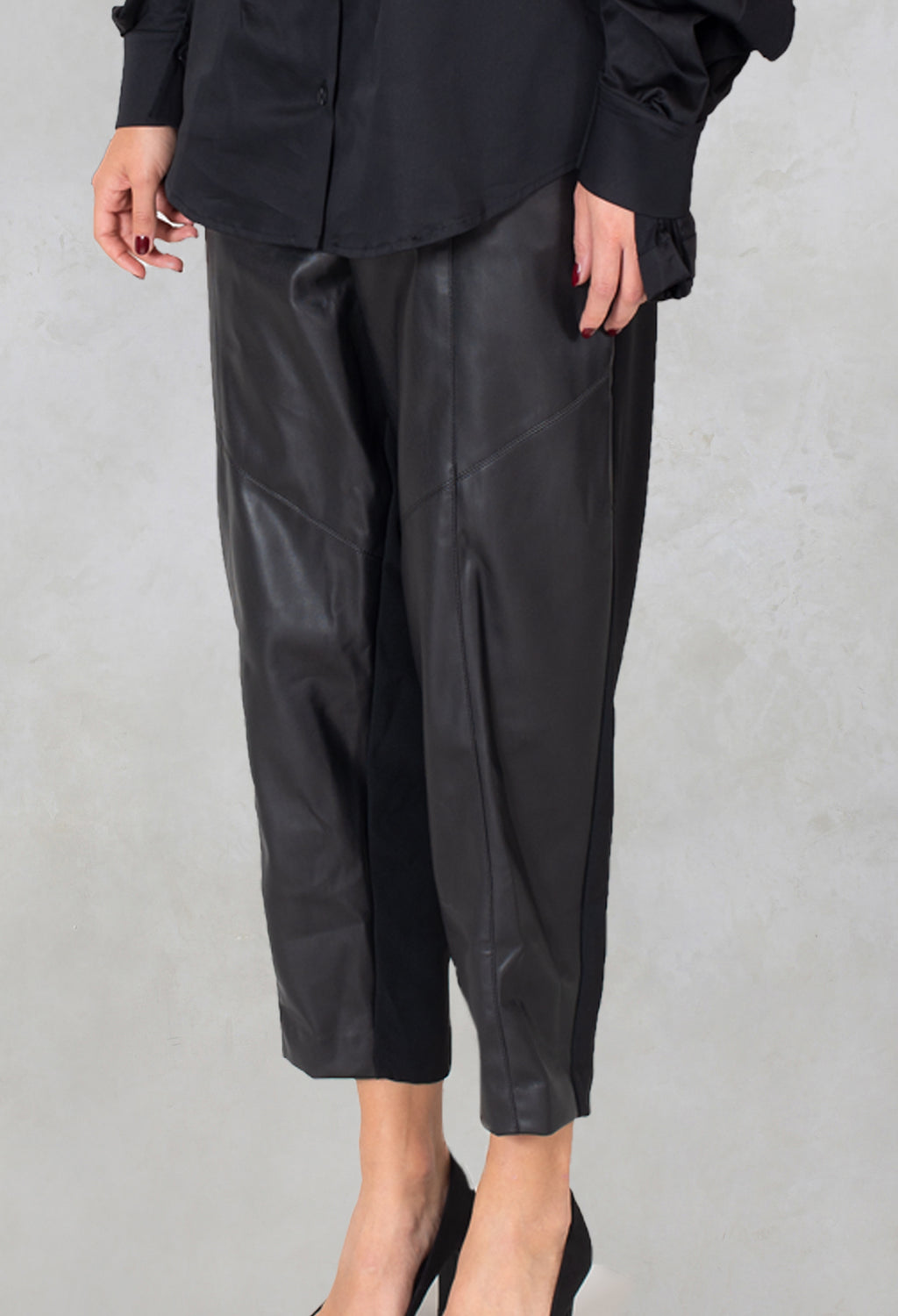 zip up leather trousers