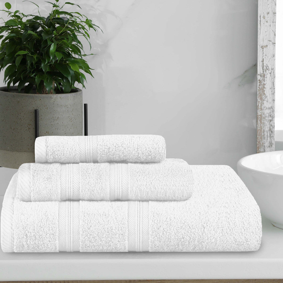 4pcs Christy Towels Set Hand Towel Bath Towel Designer Zero Twist 650GSM  White