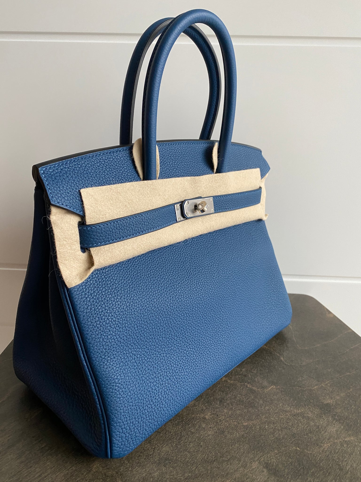 hermes deep blue color