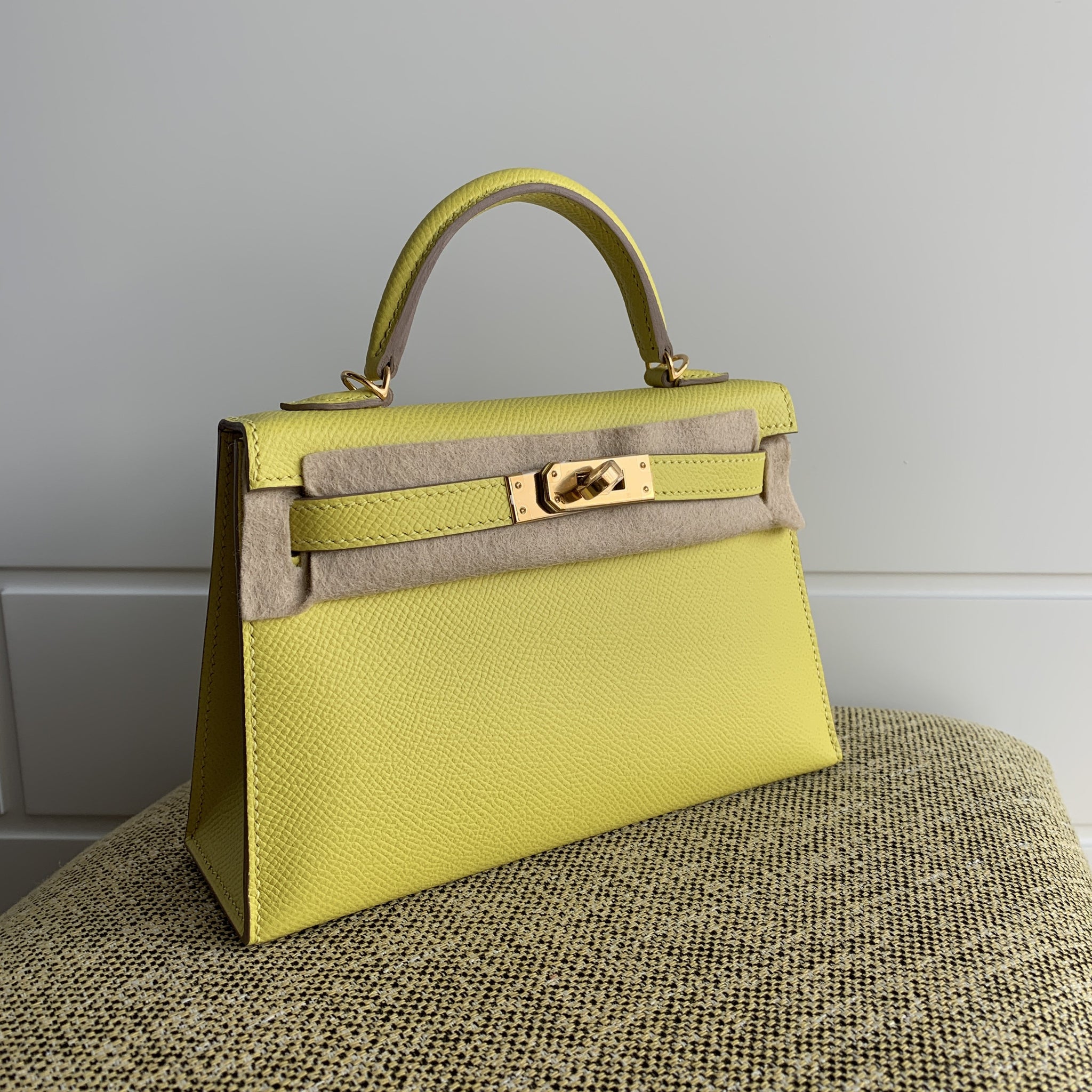 Herm s Mini  Kelly  2  K20 Lime Epsom With Gold Hardware 