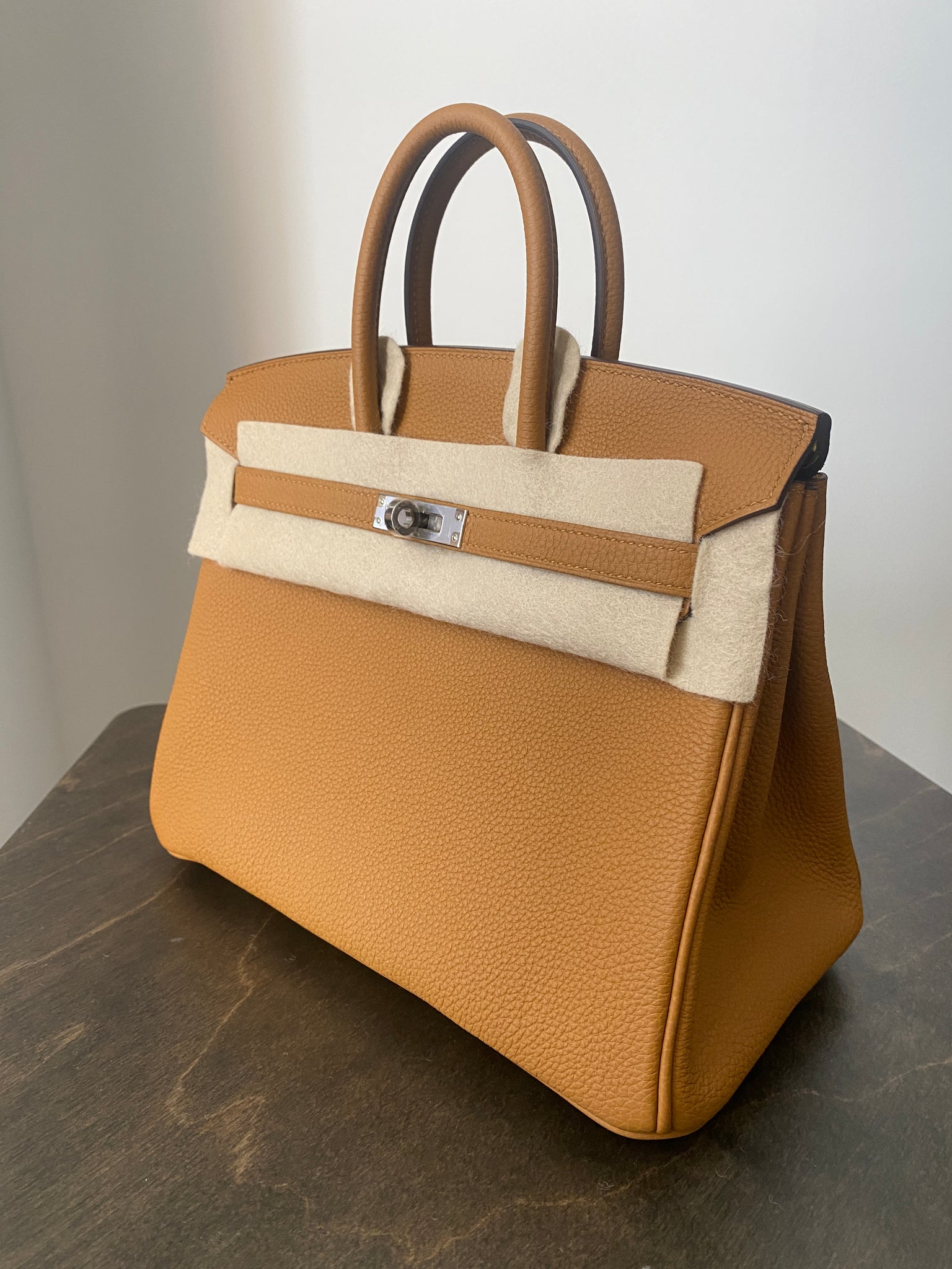 hermes kelly caramel